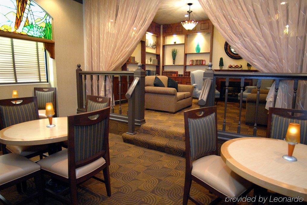 Western Grosvenor Airport Hotel