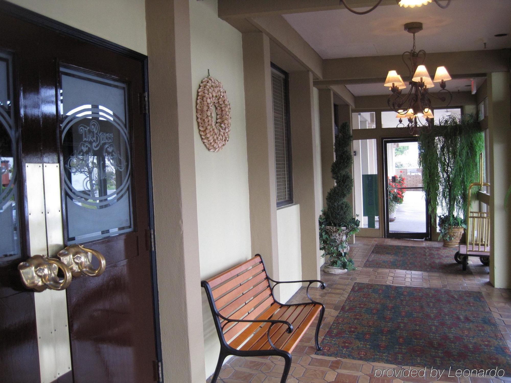Best Western Plus Grosvenor Airport Hotel 3*