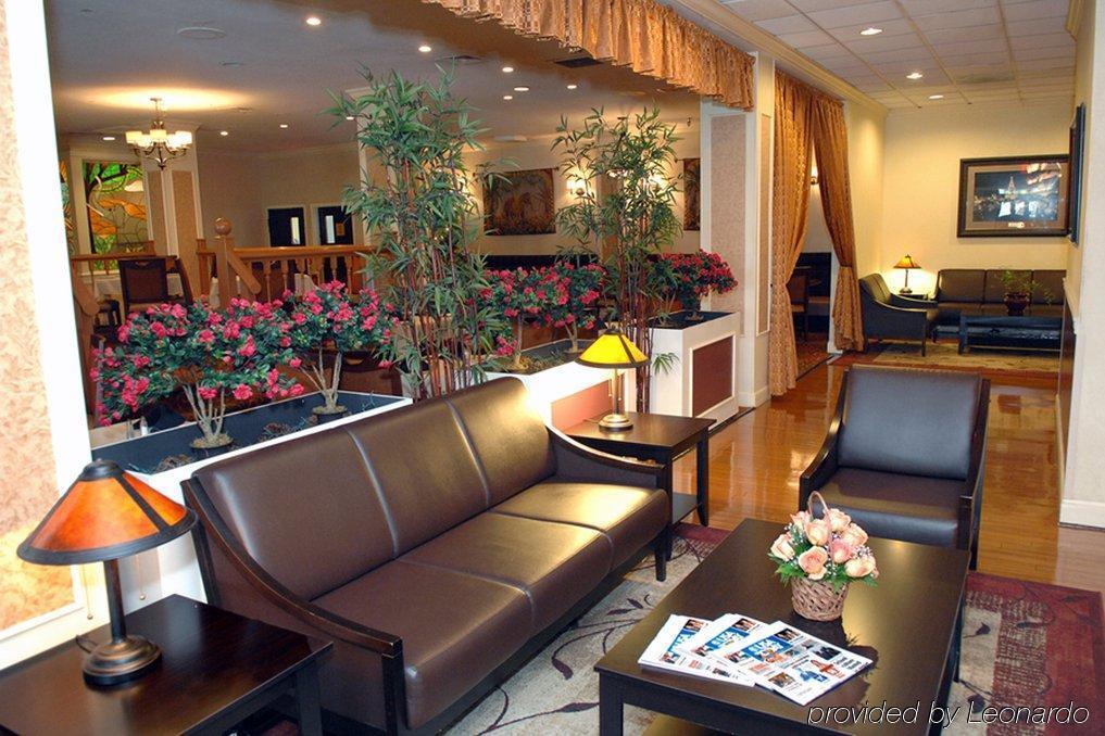 Best Western Plus Grosvenor Airport